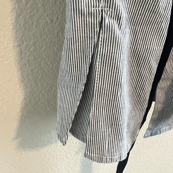 Women's Button Down Shirt with Belt - Sz XL (NWT) - Picture 4 of 9